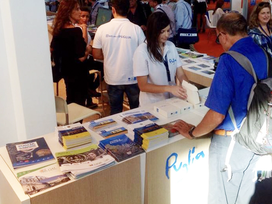 ottobre 2014 /fiera ttg di rimini / stand regione puglia per visitmolfetta.it