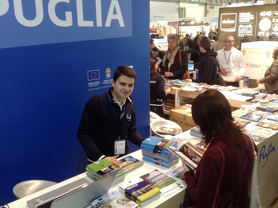 febbraio 2014 / fiera Bit Milano / stand regione puglia per visitmolfetta.it