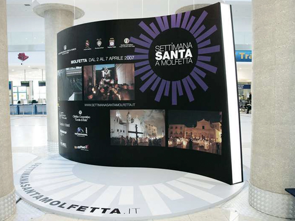 Bari Airport / the exhibition stand